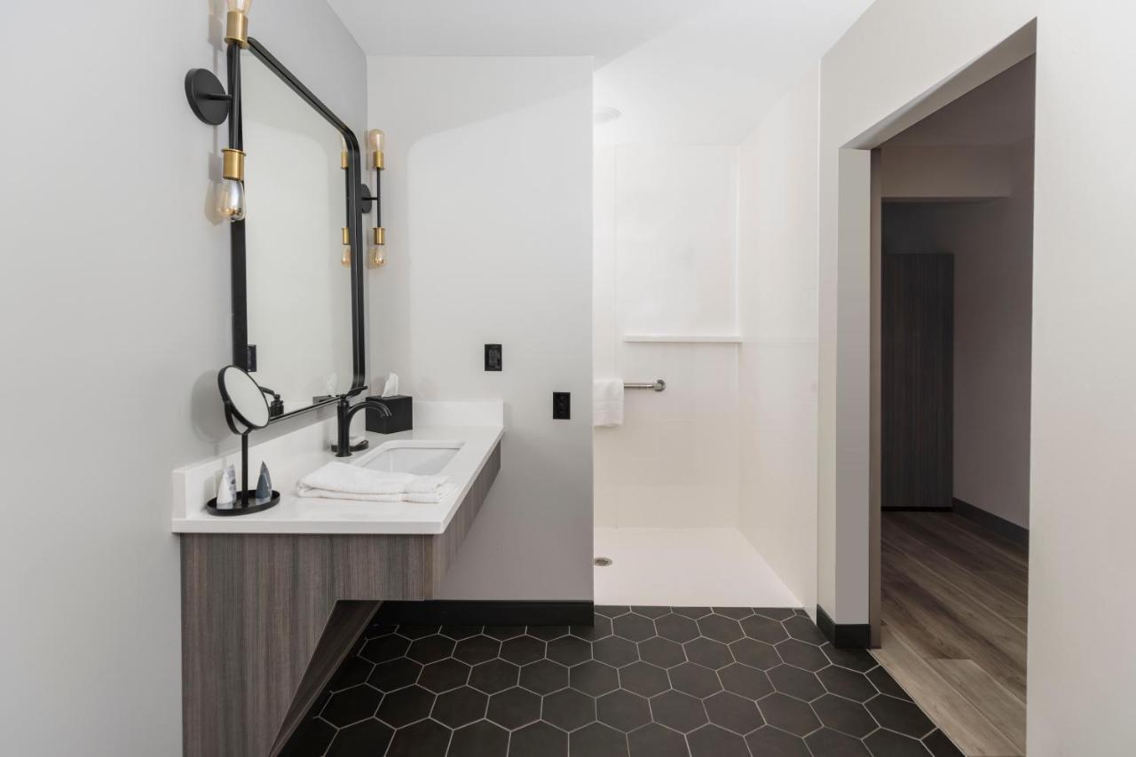 The Farmstead Hotel Caruthersville Extérieur photo